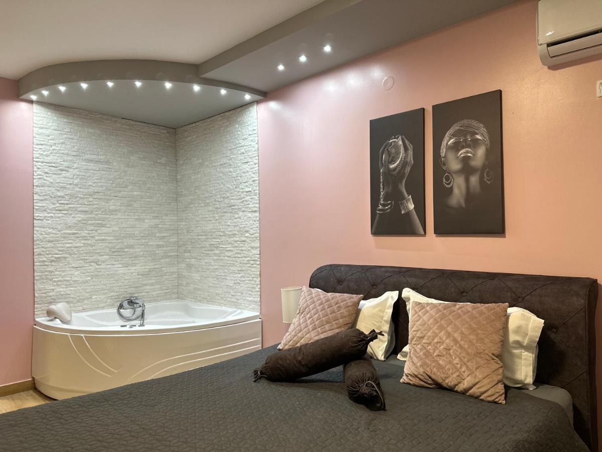 Room Jacuzzi “Athena” Subotica Eksteriør billede